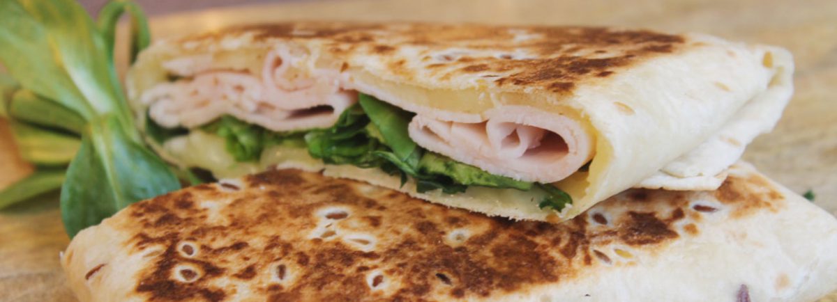 RECETA WRAP DE PAVO, MOZZARELLA Y CANÓNIGOS