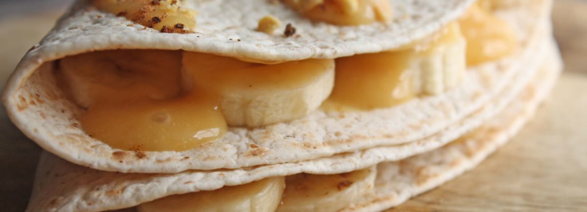CREPE DE PLATANO, FLAN Y CACAHUETE CON ESPECIAS