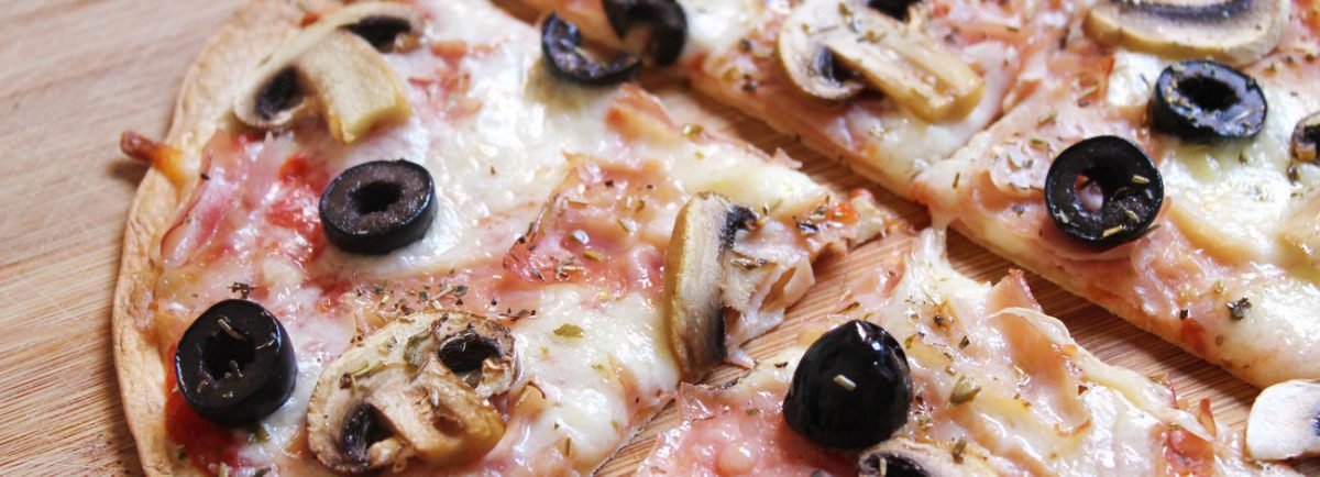 PIZZA DE JAMÓN Y CHAMPIÑONES SIN MASA Y SIN LEVADURA
